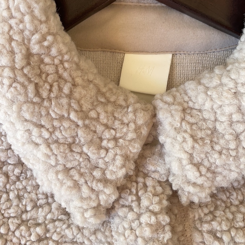 Teddy Shirt Jacket - Never worn- H&M- Small